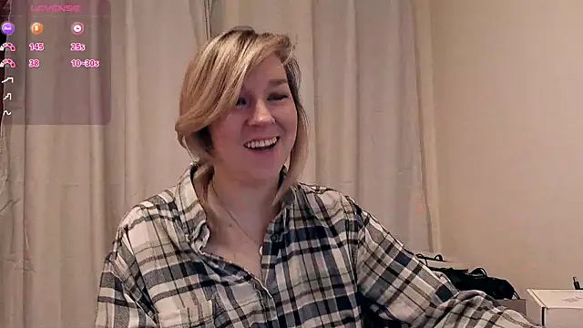 Snapshot of 5_in_one chatting on 16, 11, 2025 5 in one online show from 16, 11, 2025