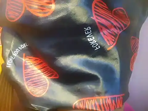 Snapshot of Savithri9 chatting on 6, 11, 2025 Savithri9 online show from 6, 11, 2025