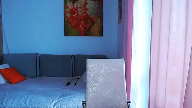 Snapshot of Magic_Blondie chatting on 26, 10, 2025 Magic Blondie online show from 26, 10, 2025