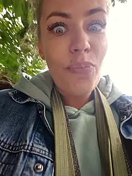 Keli Jessi online show from 25, 9, 2025