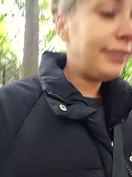 Keli Jessi online show from 9, 10, 2025