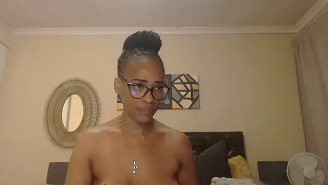 Creamyass22 online show from 13, 3, 2025