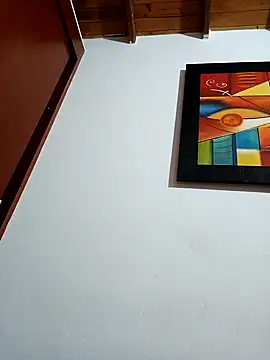 Snapshot of LunaZambrano chatting on 4, 2, 2025 LunaZambrano online show from 4, 2, 2025