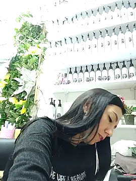 Snapshot of LunaZambrano chatting on 22, 3, 2025 LunaZambrano online show from 22, 3, 2025