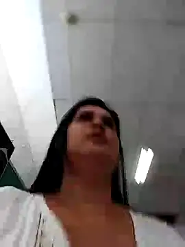 keilymadam online show from 18, 12, 2024