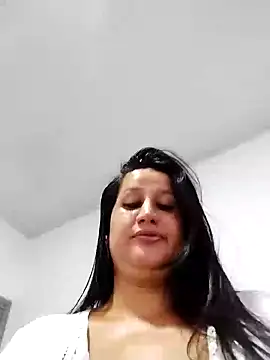 keilymadam online show from 28, 1, 2025