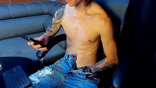 Snapshot of Dmtry6 chatting on 25, 1, 2025 Dmtry6 online show from 25, 1, 2025