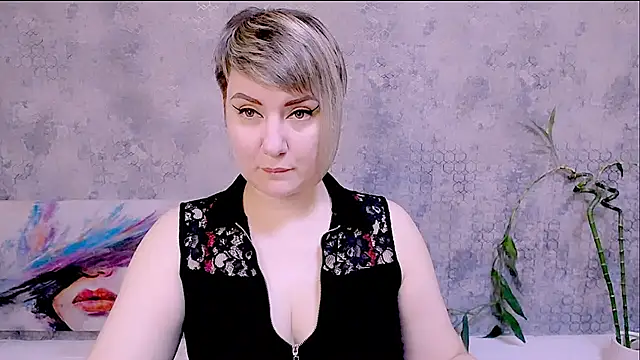 Djullia online show from 17, 11, 2025