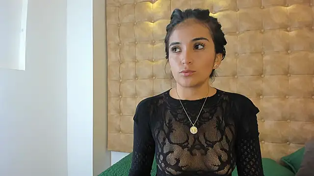 violet giraldo online show from 29, 5, 2026