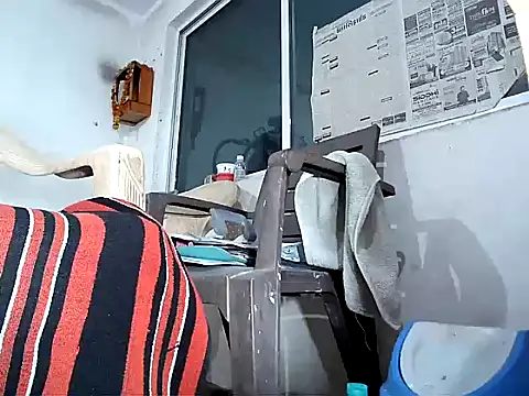 Snapshot of manan28 chatting on 8, 11, 2025 manan28 online show from 8, 11, 2025