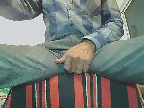 Snapshot of manan28 chatting on 18, 11, 2025 manan28 online show from 18, 11, 2025