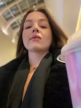 KrisMagnoly online show from 8, 11, 2025