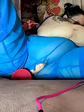 davisdesiresxh online show from 5, 2, 2025