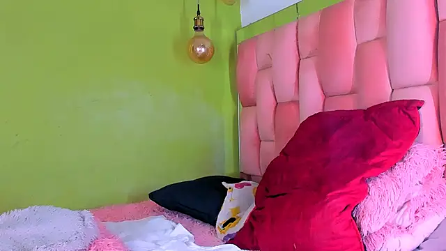 the queen aleja online show from 12, 12, 2024