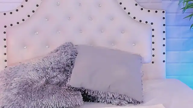 Tayra Siny online show from 29, 1, 2025