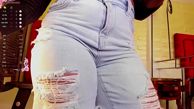 Tayra Siny online show from 10, 10, 2025