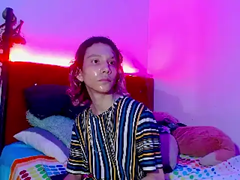 Snapshot of LAICK_01 chatting on 27, 12, 2024 LAICK 01 online show from 27, 12, 2024