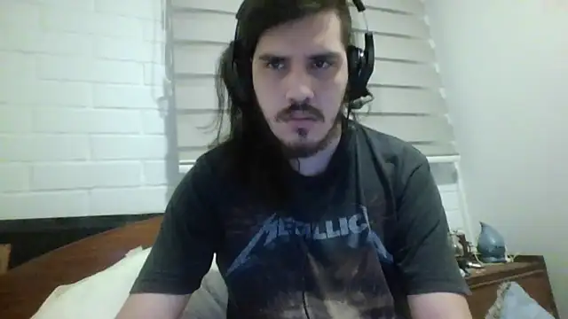 Snapshot of hung_weeb chatting on 5, 2, 2025 hung weeb online show from 5, 2, 2025