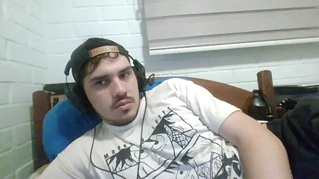 Snapshot of hung_weeb chatting on 9, 2, 2025 hung weeb online show from 9, 2, 2025