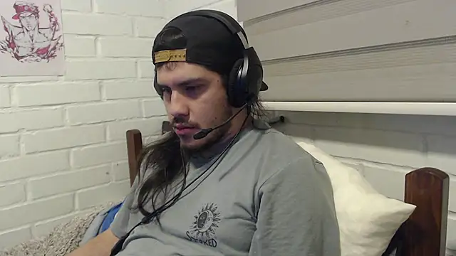 Snapshot of hung_weeb chatting on 14, 10, 2025 hung weeb online show from 14, 10, 2025