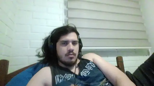 Snapshot of hung_weeb chatting on 7, 1, 2026 hung weeb online show from 7, 1, 2026