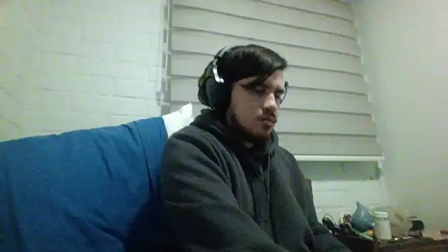 hung weeb online show from 31, 5, 2026