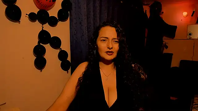 emma luxy online show from 31, 10, 2025