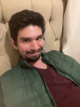 Snapshot of Tomthelong chatting on 8, 2, 2025 Tomthelong online show from 8, 2, 2025