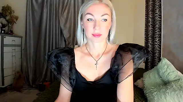 Snapshot of _SABOTAGE_ chatting on 5, 12, 2024 SABOTAGE online show from 5, 12, 2024