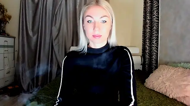 Snapshot of _SABOTAGE_ chatting on 10, 12, 2024 SABOTAGE online show from 10, 12, 2024