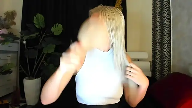 Snapshot of _SABOTAGE_ chatting on 14, 11, 2025 SABOTAGE online show from 14, 11, 2025