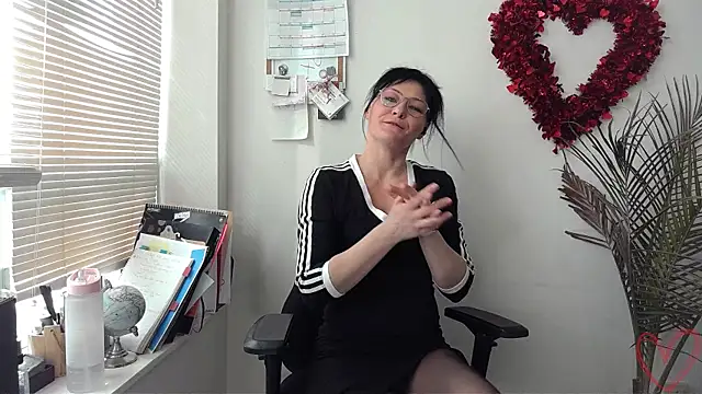 City Kat online show from 10, 2, 2025