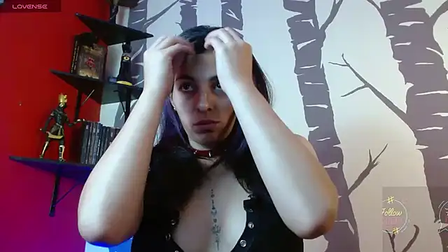 julieth sex1 online show from 28, 2, 2025