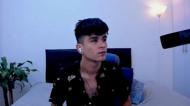 Eiden allenx online show from 27, 1, 2025