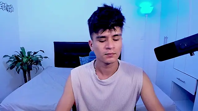 Eiden allenx online show from 28, 1, 2025