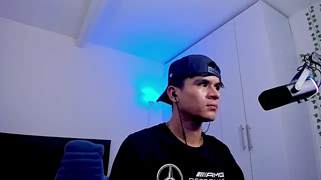 Eiden allenx online show from 9, 2, 2025