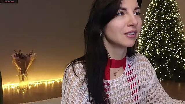 Snapshot of Mary_love16 chatting on 8, 12, 2024 Mary love16 online show from 8, 12, 2024