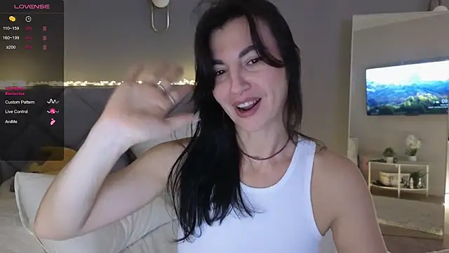 Snapshot of Mary_love16 chatting on 17, 10, 2025 Mary love16 online show from 17, 10, 2025