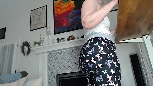 AuroraWillows online show from 13, 10, 2025