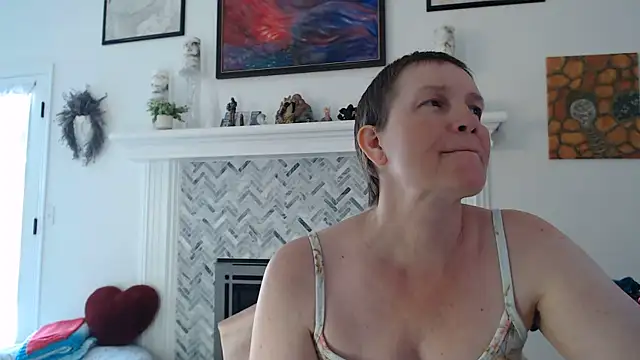 Snapshot of AuroraWillows chatting on 9, 5, 2026 AuroraWillows online show from 9, 5, 2026