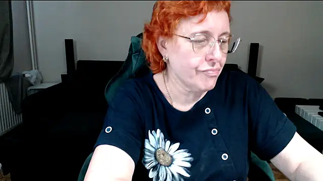 JoannaAndNeighbour online show from 4, 2, 2026