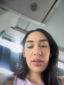 Snapshot of __IRIS__ chatting on 5, 12, 2024 IRIS online show from 5, 12, 2024