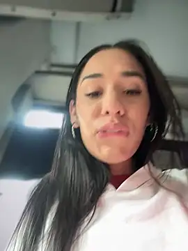 Snapshot of __IRIS__ chatting on 26, 12, 2024 IRIS online show from 26, 12, 2024