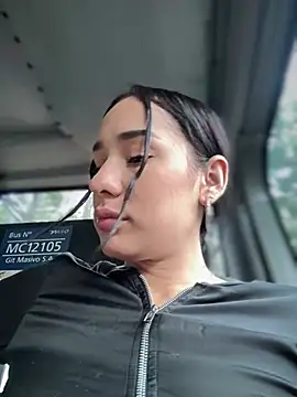 Snapshot of __IRIS__ chatting on 8, 1, 2025 IRIS online show from 8, 1, 2025