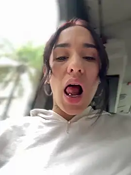 Snapshot of __IRIS__ chatting on 9, 1, 2025 IRIS online show from 9, 1, 2025