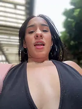 Snapshot of __IRIS__ chatting on 15, 1, 2025 IRIS online show from 15, 1, 2025