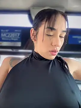 Snapshot of __IRIS__ chatting on 18, 1, 2025 IRIS online show from 18, 1, 2025