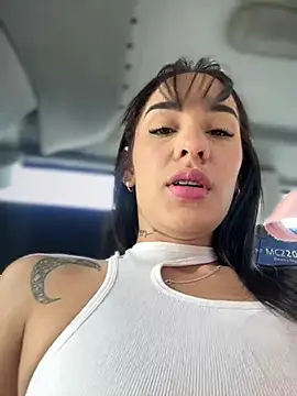 Snapshot of __IRIS__ chatting on 24, 1, 2025 IRIS online show from 24, 1, 2025