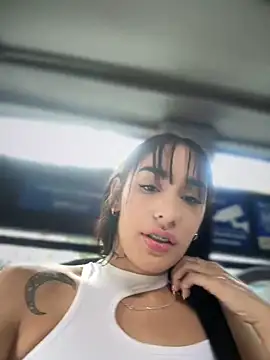 Snapshot of __IRIS__ chatting on 24, 1, 2025 IRIS online show from 24, 1, 2025