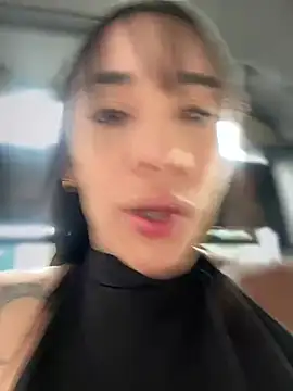 Snapshot of __IRIS__ chatting on 25, 1, 2025 IRIS online show from 25, 1, 2025